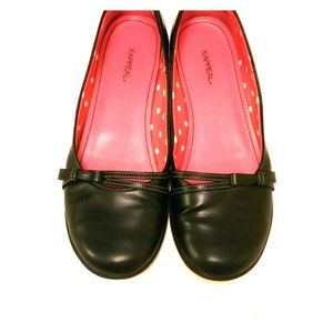 Bundled Black Flats & Brown Flats