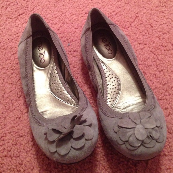Worn twice .. Great condition gray ballet flats