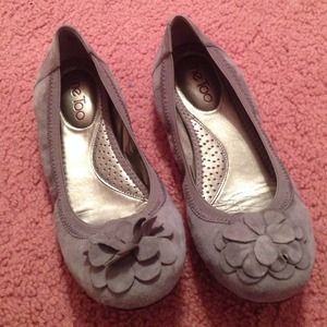 Worn twice .. Great condition gray ballet flats