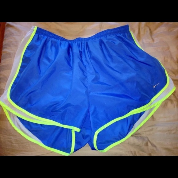 💎TRADED💎Nike Running Shorts - Picture 1 of 2