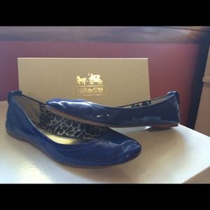 SOLD 🙅 Coach Cobalt Blue Patent Leather Flats