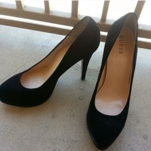 Guess black suede platform pumps