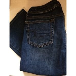NWOT American Eagle Outfitters Jeans Size 4
