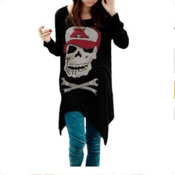 2 Skull Design Tunics bundle