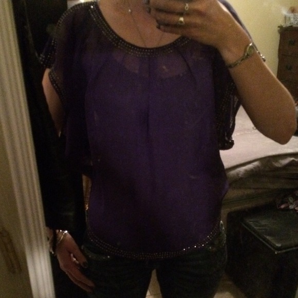 NWOT! 2b bebe purple rhinestone trimmed top - Picture 4 of 4