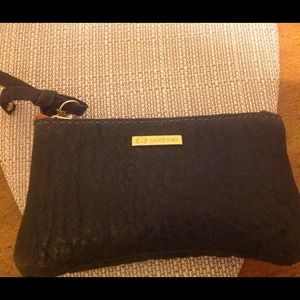 Perry Small Pouch