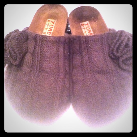 Sold in Bundle Grey sweater material clogs