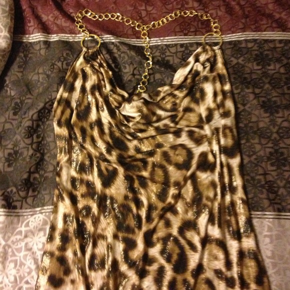 Beautiful leopard dress shirt
