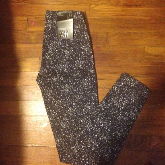 Bundle listing 2pairs of jeggings