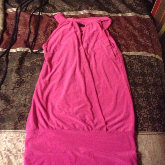 Pink top - Picture 2 of 3