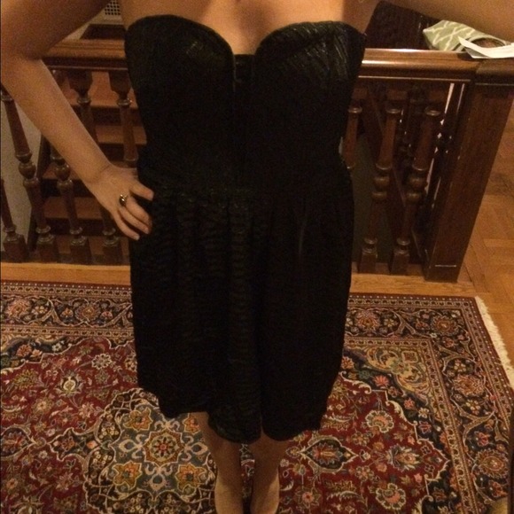 Strapless black dress NWT - Picture 4 of 4