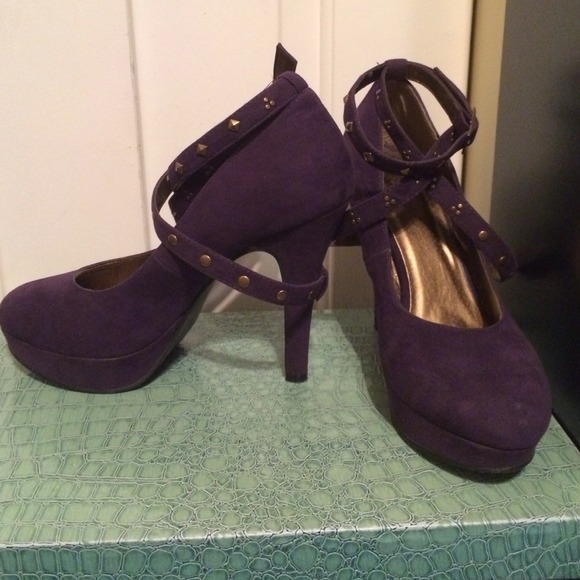 Purple platform heels with ankle straps - Picture 1 of 4