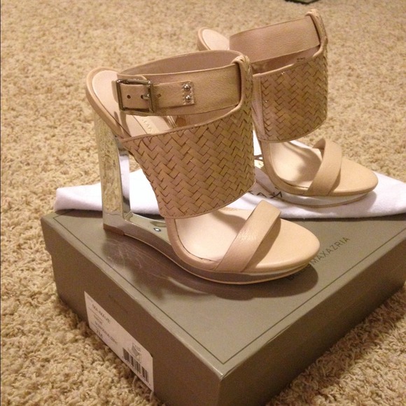 Bcbg Wedge heels