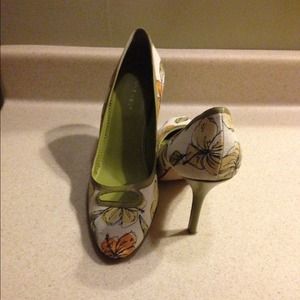 ❤️❤️Nine West Pumps❤️❤️