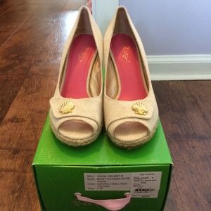 Lilly Pulitzer Resort Chic Critter Wedges