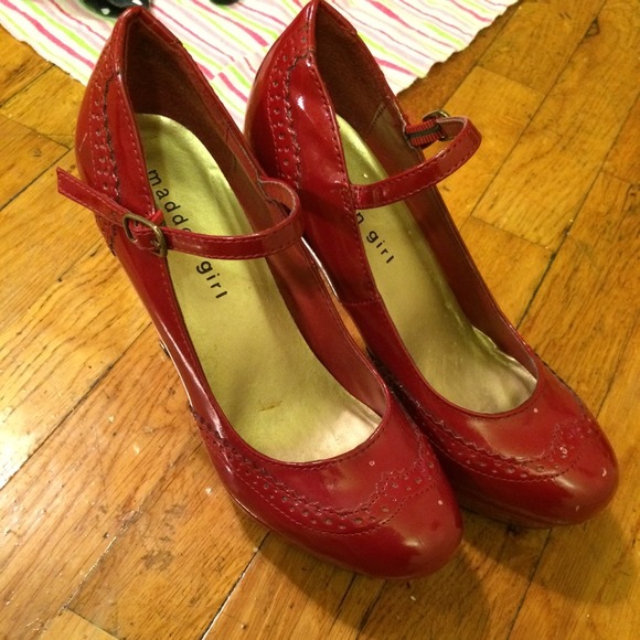 Heels - Picture 2 of 4