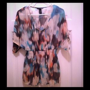 H&M coral printed blouse, Size 4