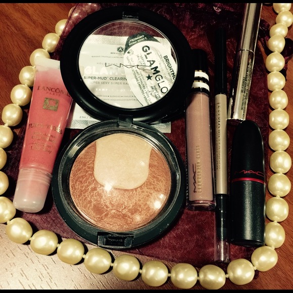 Beauty Bundle! (Stila Primer not included)