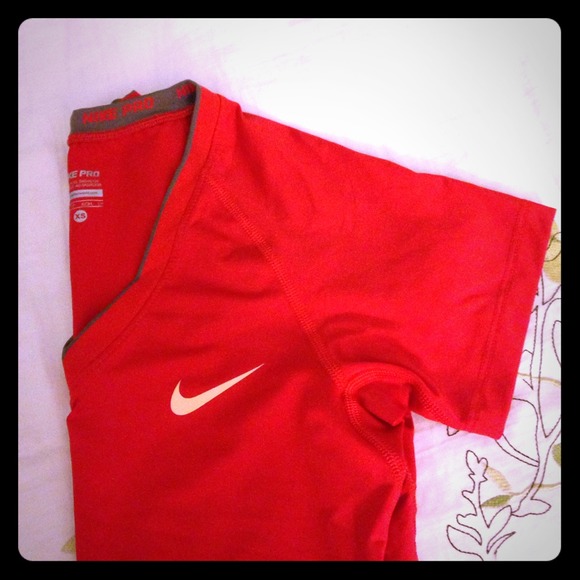 BNWOT! Bright Red Nike Dri-Fit Top