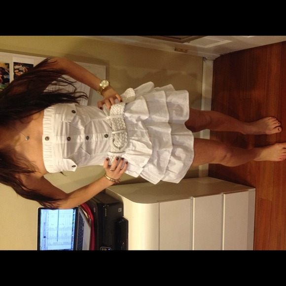 White ruffles strapless dress