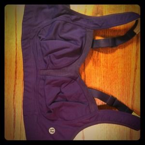 Lululemon bra- SOLD