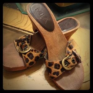 Sz:6 Calf hair sandals