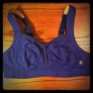 Lululemon bra