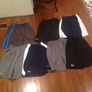 7 pair of under armour shorts size small