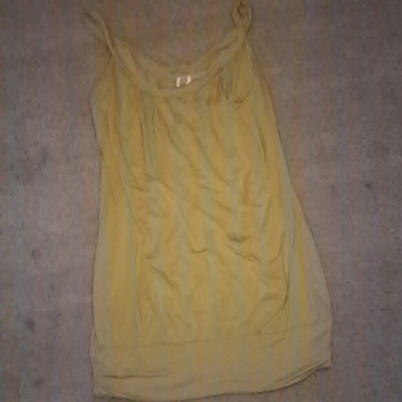 Mustered yellow shirt