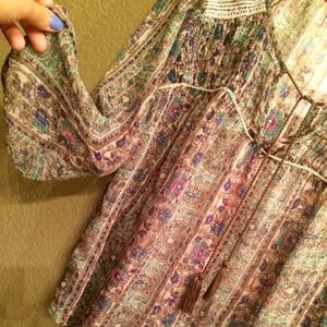 Sheer quarter sleeve top