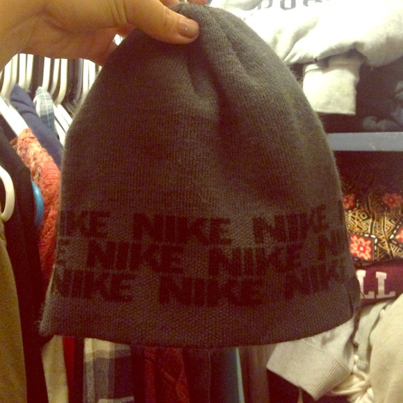 NIKE Beanie