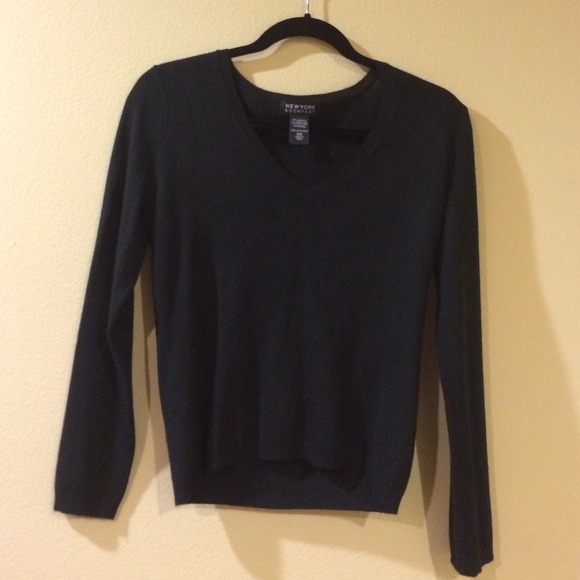 Black v-neck sweater