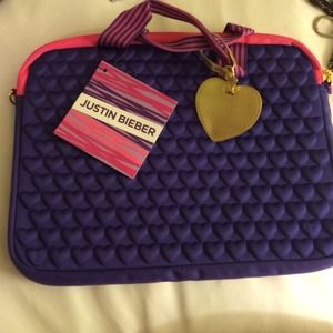 JUSTIN BIEBER LAPTOP CASE (13 in)