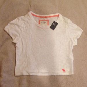 🚫SOLD🚫A&F Crop Tee