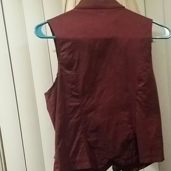 Top - Picture 2 of 2