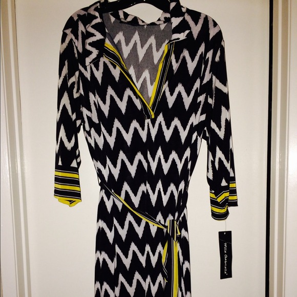 Size 2X spandex material dress ;) very forgiving.