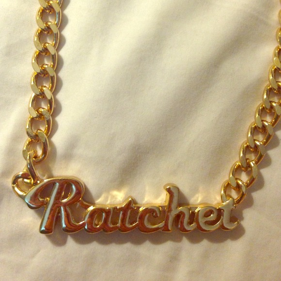 Ratchet necklace