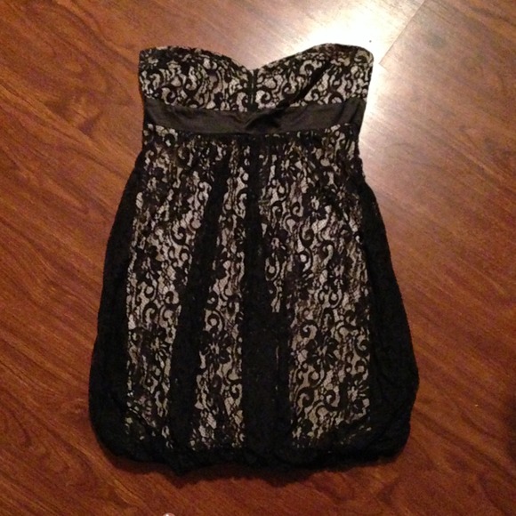 Beautiful Lace Cache Dress