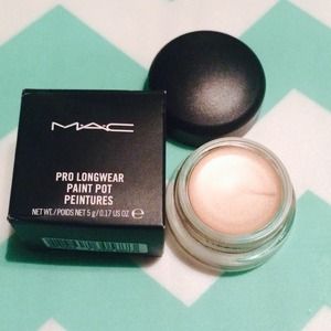 MAC Prolong Wear Paint Pot - Bare Study