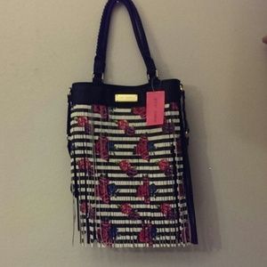 Betsey Johnson fringe tote + gold heart necklace