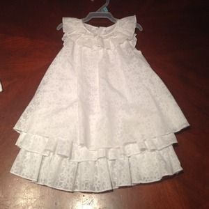 White with Flowers 12months baby girl dress👗
