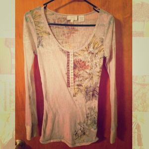 Funky beautiful long sleeve Miss Me top