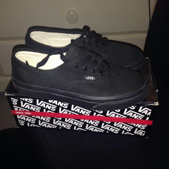 Black Authentic Vans