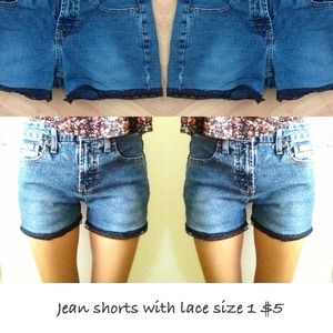Jean shorts with lace trim