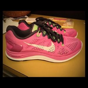 Purple and white LunarGlide 5 Nikes