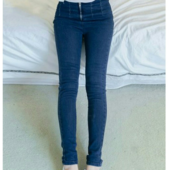 Slimming High Waisted Jeans