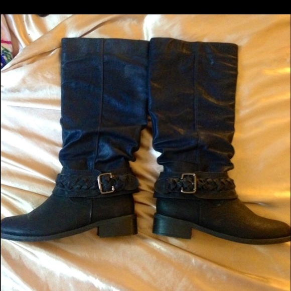 JustFab boots new - Picture 3 of 4