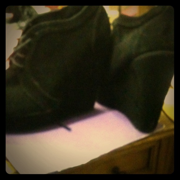 Lace up high heels 30 or best offer