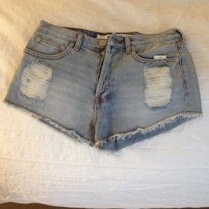 Brandy Melville high waisted shorts