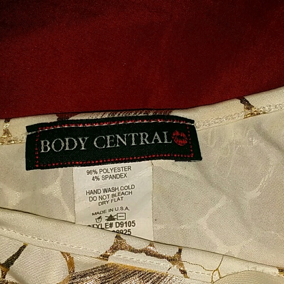 Unique Off Shoulder Top - Picture 3 of 3